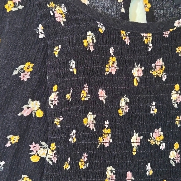 Torrid Black Floral Tank Size 00 - Picture 3 of 7